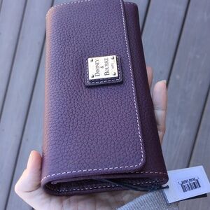 Dooney & Bourke Pebble Grain Accordion Clutch/Wallet